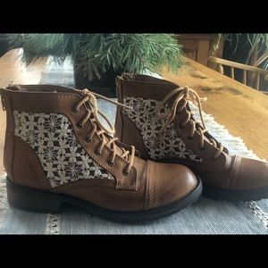 Steve Madden Boots